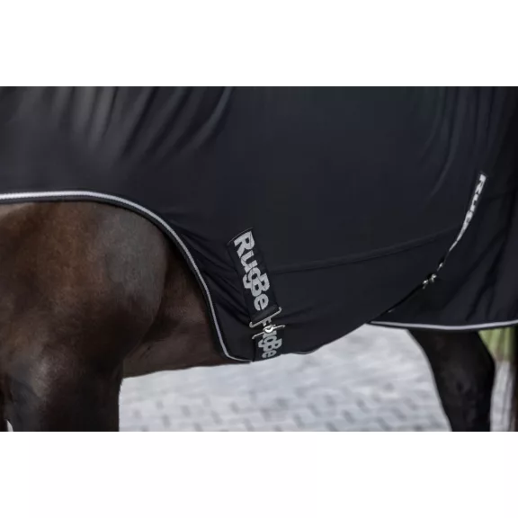 Séta-takaró lovaknak