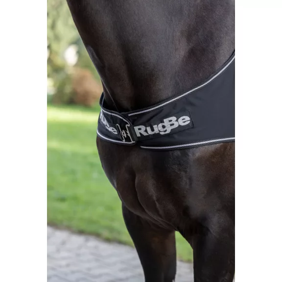 Séta-takaró lovaknak